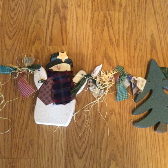 Snowman Christmas Tree Wooden 27” Long Swag Decor - Picture 3 of 6